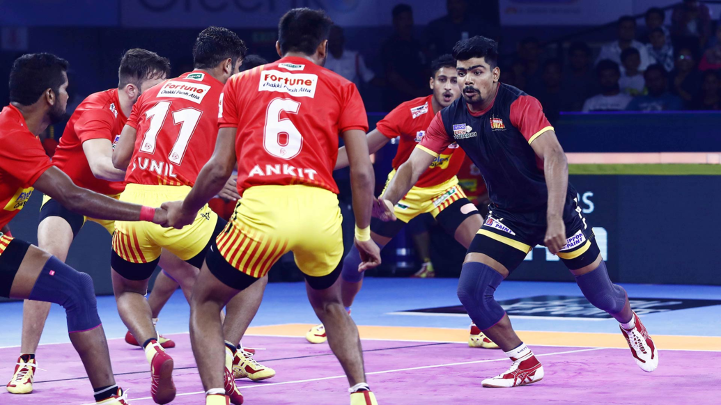 HIGHLIGHT: Pawan Kumar Sehrawat in action against the Fortunegiants