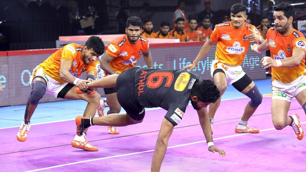 U Mumba stage a late comeback against Puneri Paltan in PKL 7's second ...