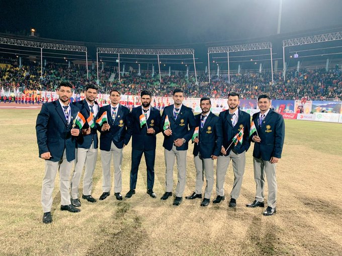 Surender Nada along with members of Indian men's Kabaddi team at SAG 2019 Nepal
