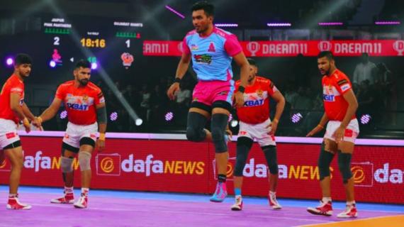 Gujarat Giants vs Jaipur Pink Panthers